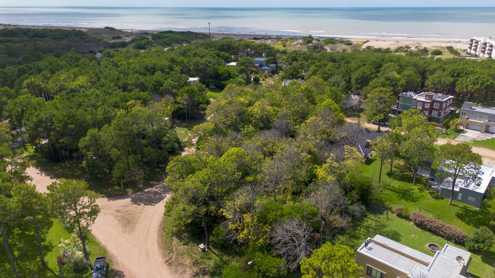 LOTE EN VENTA EN PINAMAR NORTE - ENTORNO RESIDENCIAL Y ZONA TRANQUILA