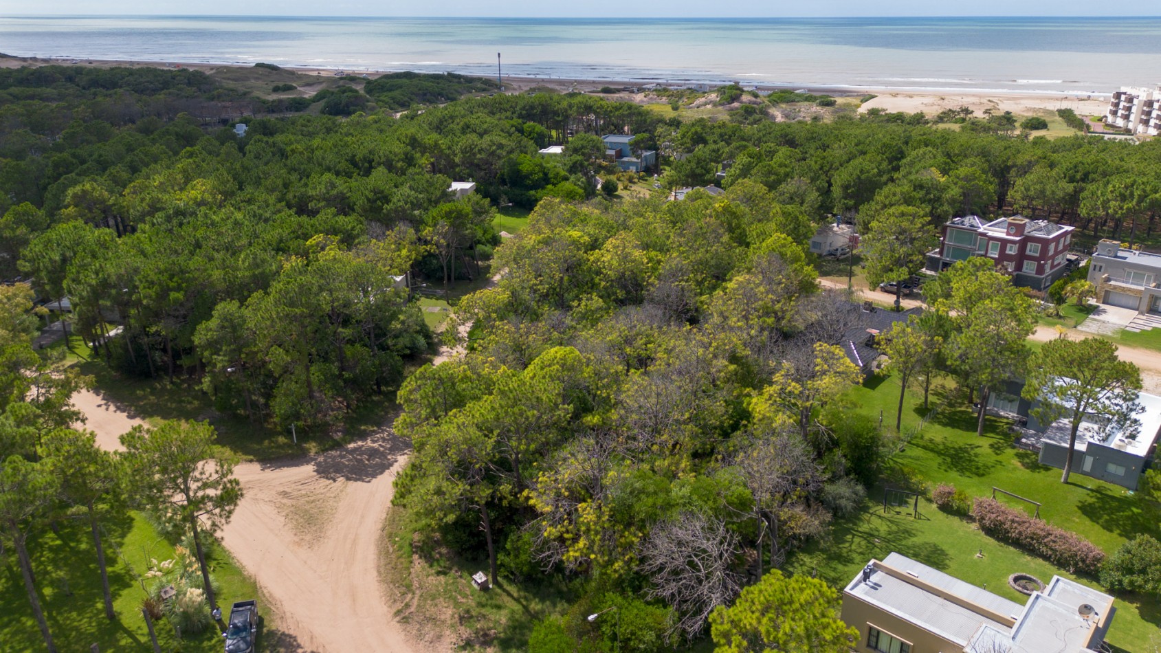 LOTE EN VENTA EN PINAMAR NORTE - ENTORNO RESIDENCIAL Y ZONA TRANQUILA