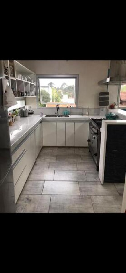 Venta de casa en Villa Gesell