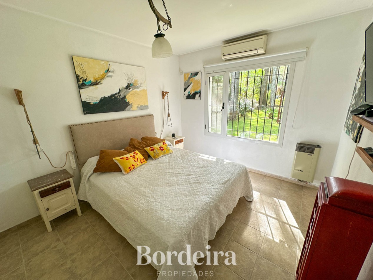 CASA EN VENTA EN PINAMAR NORTE - 5 AMBIENTES CON JARDIN, PLAYROOM Y SUITES