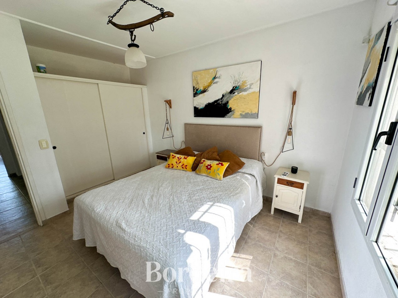 CASA EN VENTA EN PINAMAR NORTE - 5 AMBIENTES CON JARDIN, PLAYROOM Y SUITES