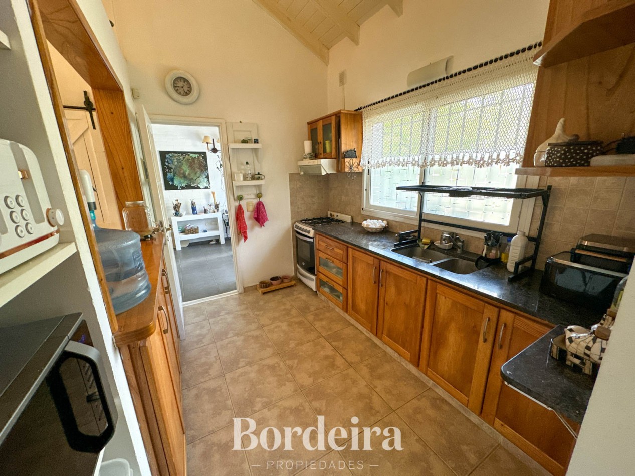 CASA EN VENTA EN PINAMAR NORTE - 5 AMBIENTES CON JARDIN, PLAYROOM Y SUITES