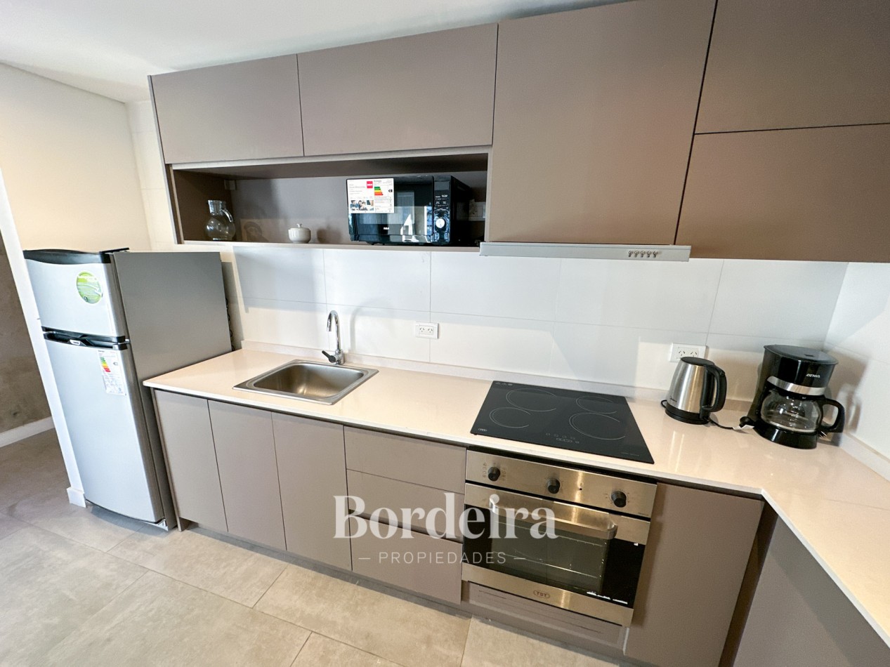 DEPARTAMENTO EN VENTA EN PINAMAR - FUNCIONAL, LUMINOSO E IDEAL INVERSION