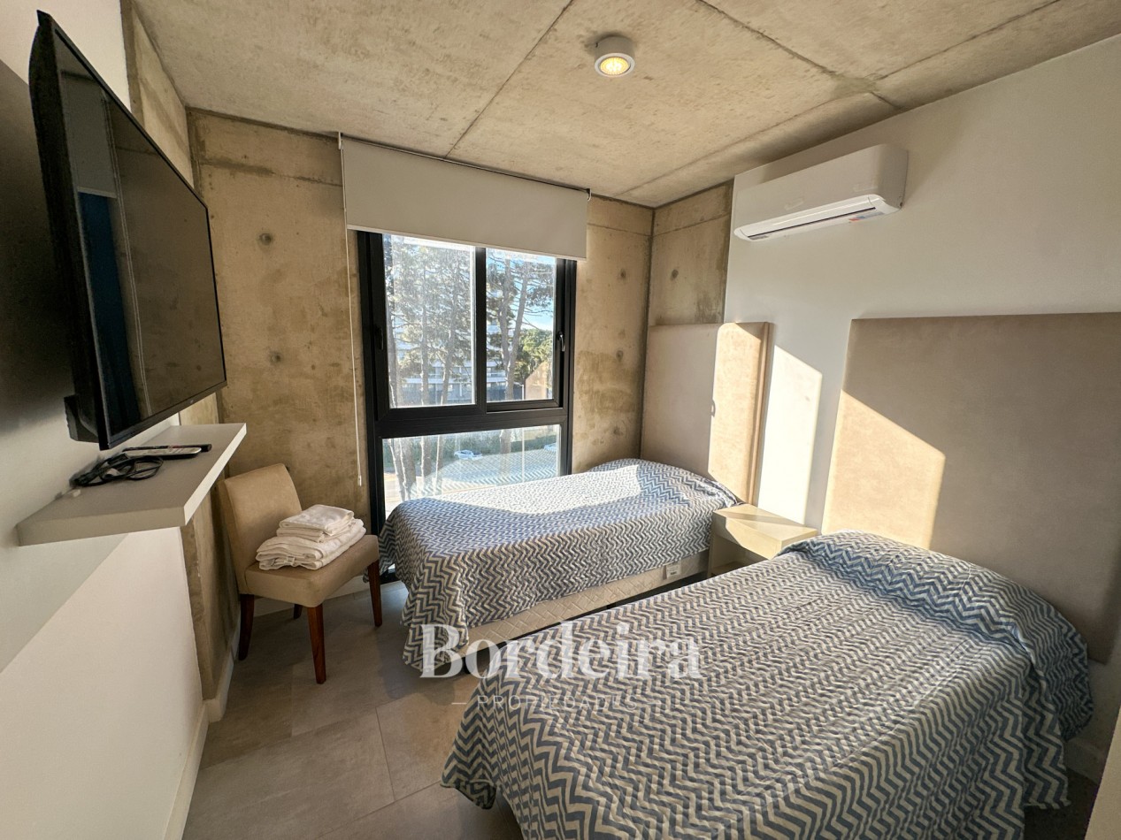 DEPARTAMENTO EN VENTA EN PINAMAR - FUNCIONAL, LUMINOSO E IDEAL INVERSION