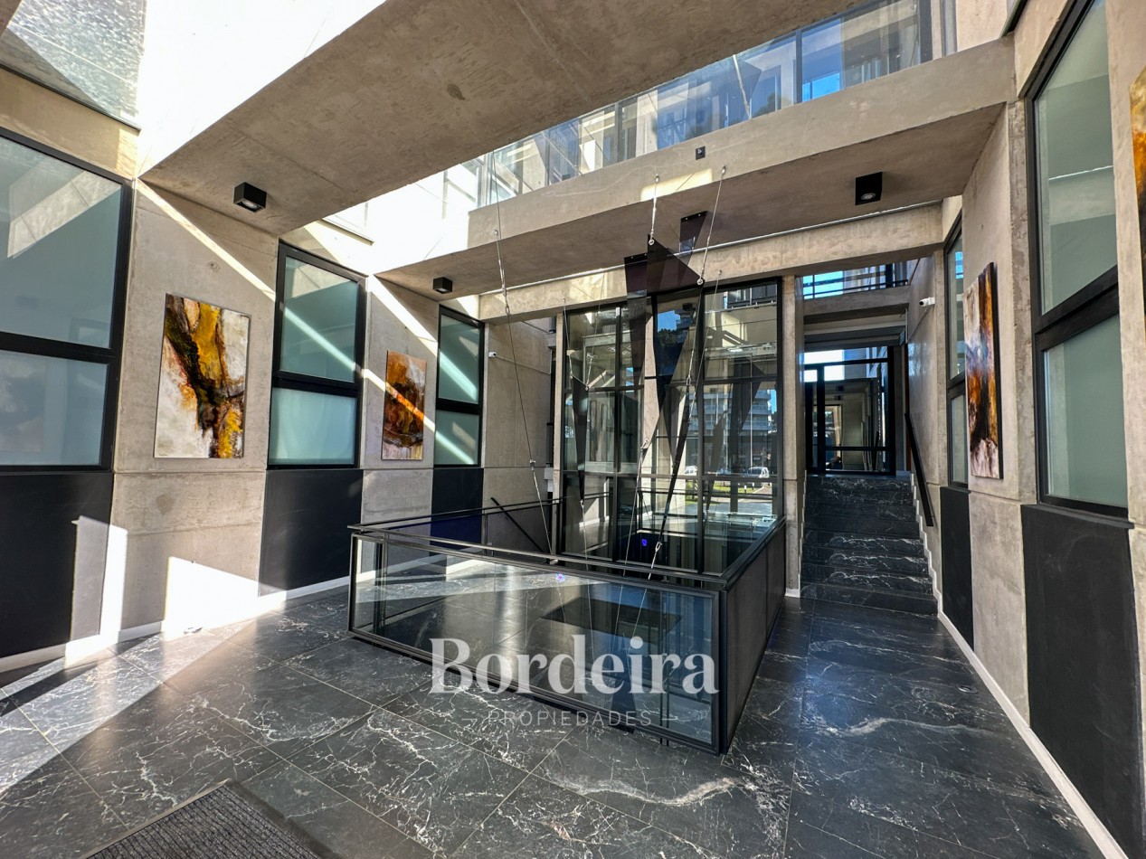 DEPARTAMENTO EN VENTA EN PINAMAR - FUNCIONAL, LUMINOSO E IDEAL INVERSION