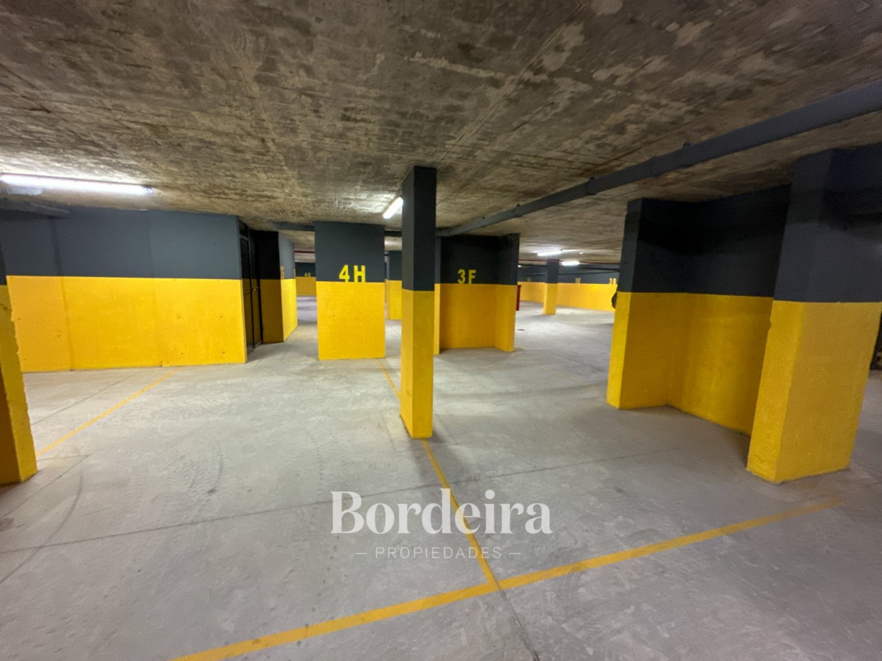 DEPARTAMENTO EN VENTA EN PINAMAR - FUNCIONAL, LUMINOSO E IDEAL INVERSION