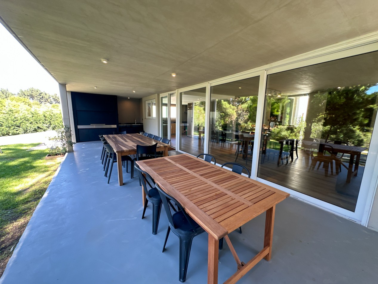 VENTA CASA COSTA ESMERALDA