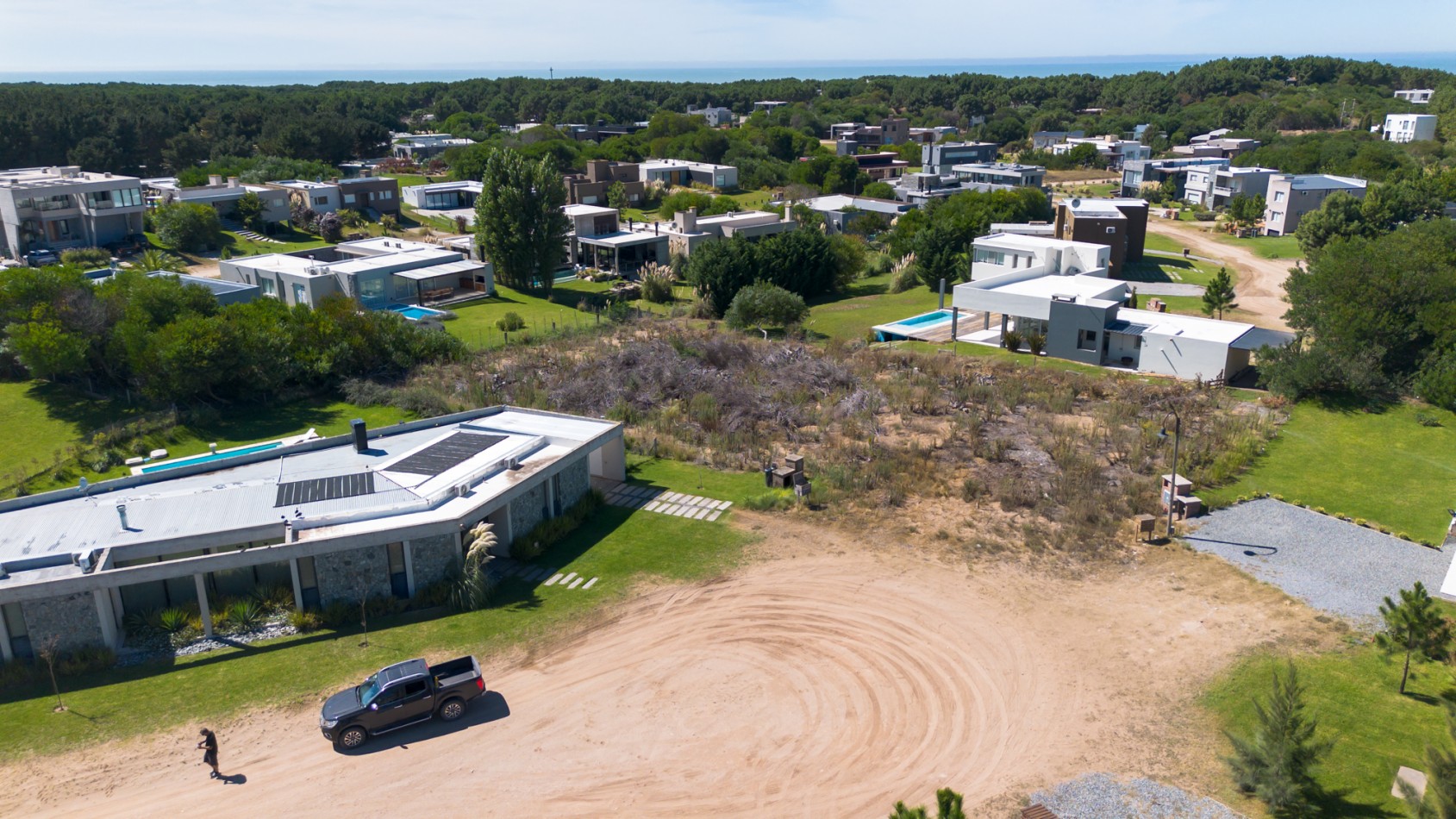 LOTE EN VENTA EN COSTA ESMERALDA - 1500 M² EN CUL-DE-SAC, LISTO PARA CONSTRUIR