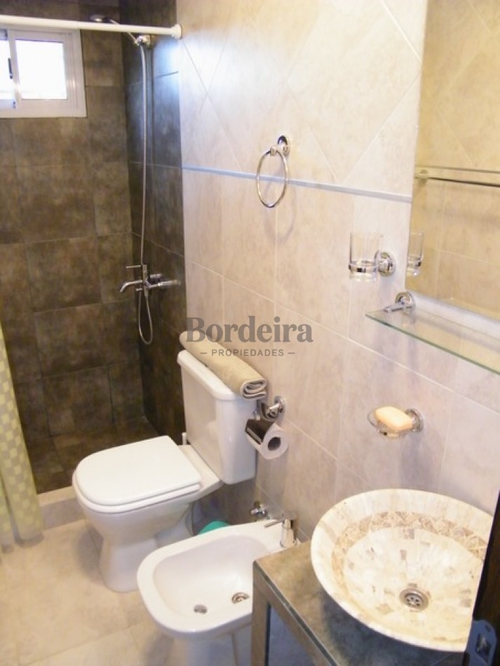 Venta Villa Gesell Departamentos Complejo de 6 unidades cerca del mar