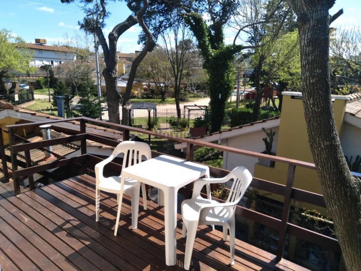 Venta Villa Gesell Departamentos Complejo de 6 unidades cerca del mar