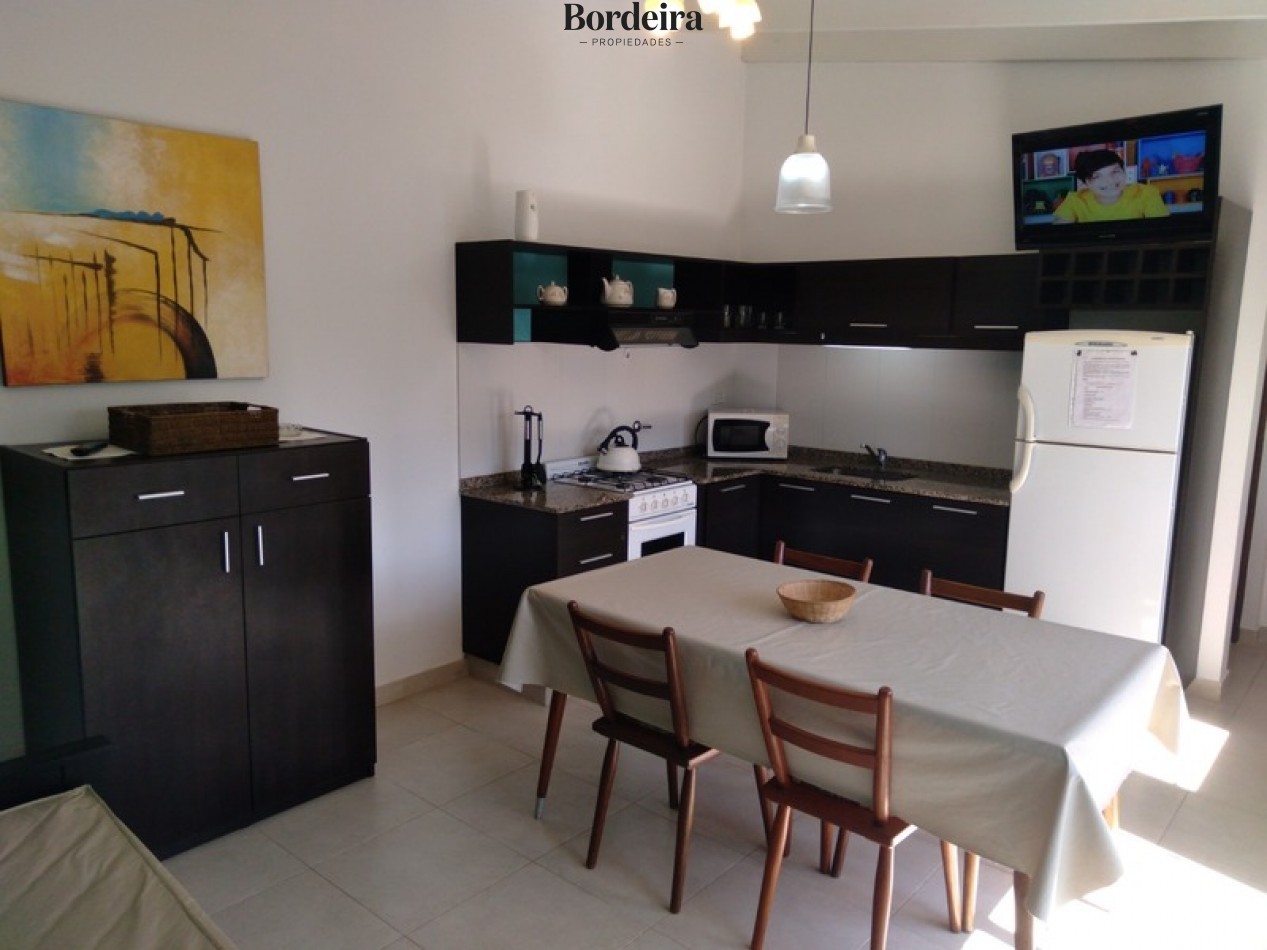 Venta Villa Gesell Departamentos Complejo de 6 unidades cerca del mar