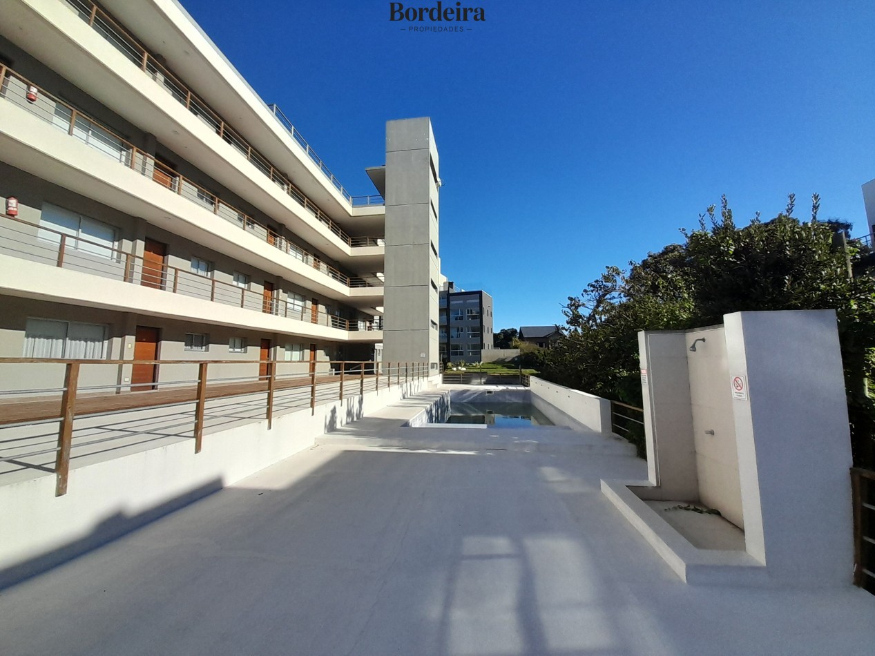 Venta Departamento Valeria del Mar 3 ambientes frente a la playa