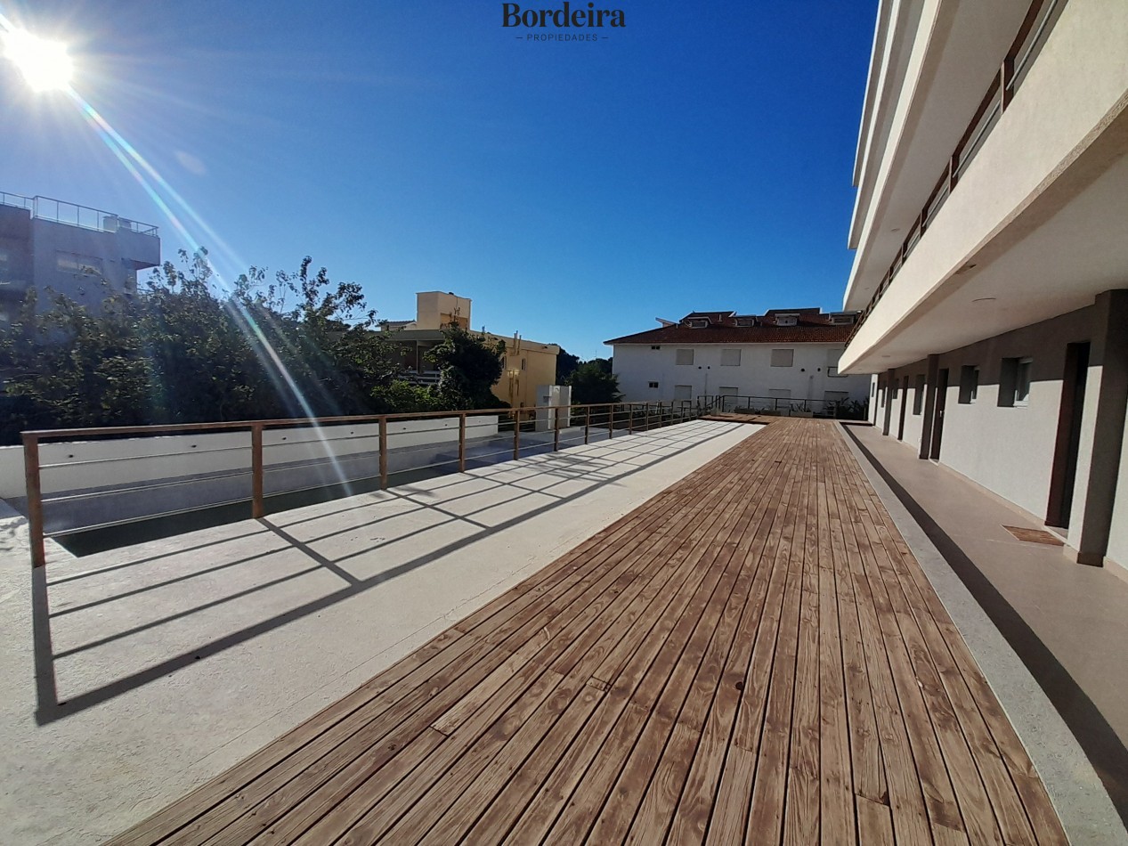 Venta Departamento Valeria del Mar 3 ambientes frente a la playa