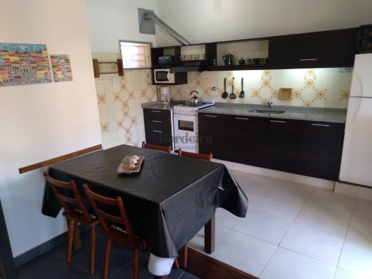 Venta Villa Gesell Departamentos Complejo de 6 unidades cerca del mar