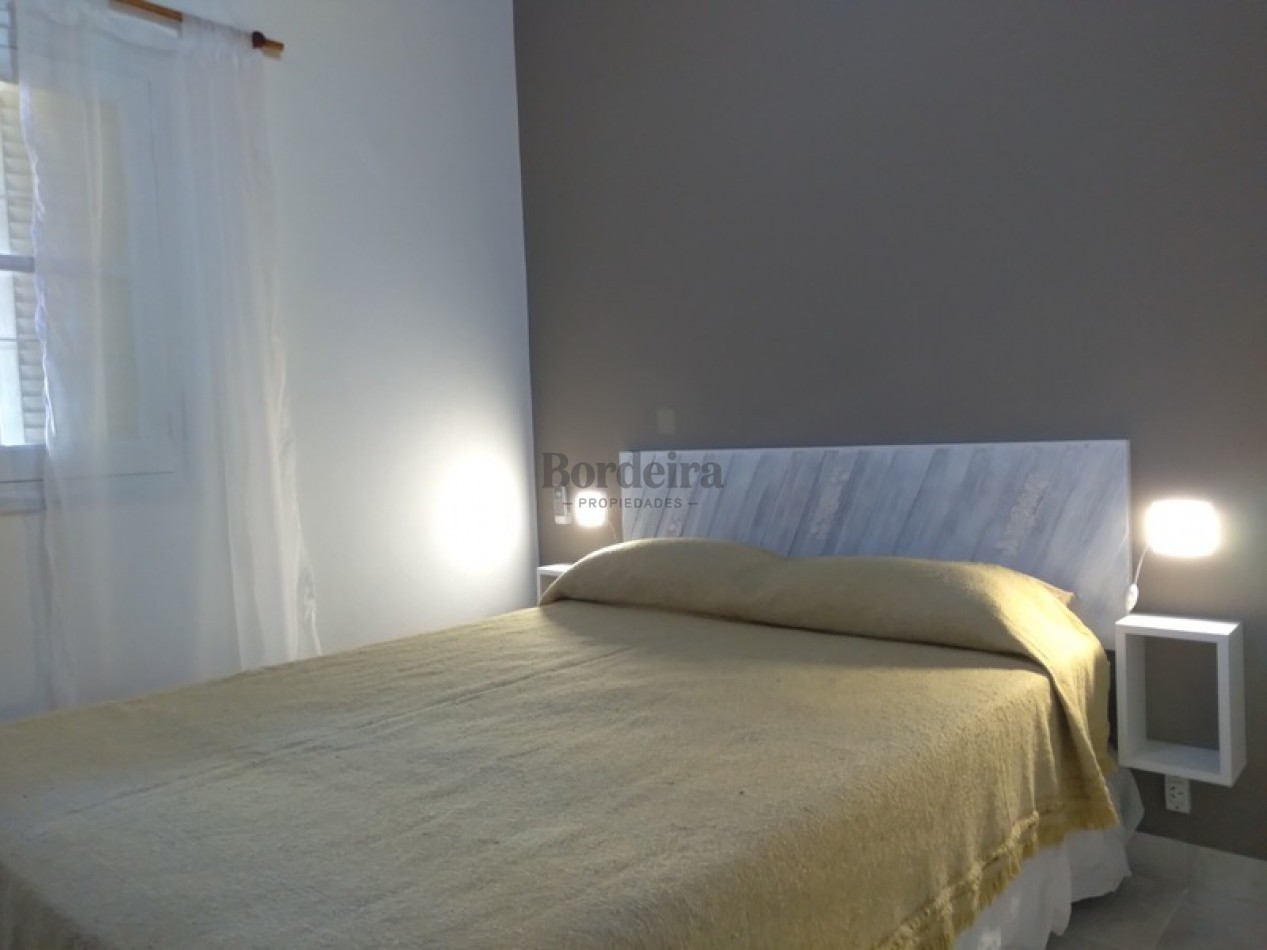 Venta Villa Gesell Departamentos Complejo de 6 unidades cerca del mar