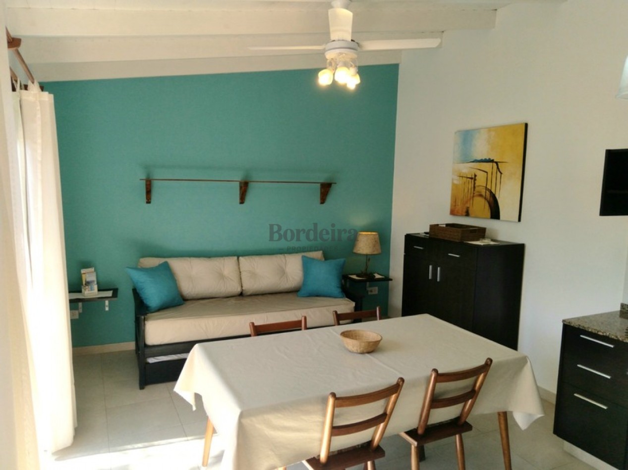 Venta Villa Gesell Departamentos Complejo de 6 unidades cerca del mar